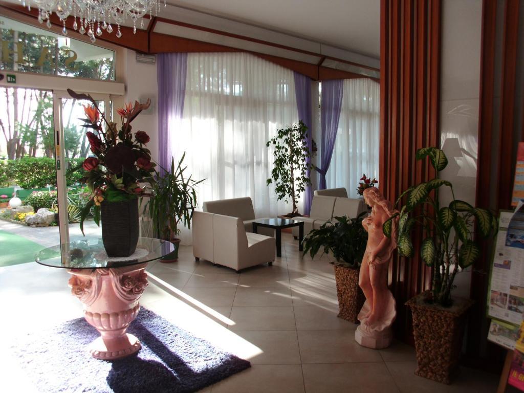 Hotel Sahara Milano Marittima Exterior foto